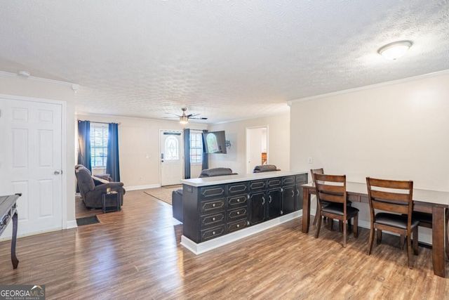 295 Perkins Circle, Cumming, GA 30028