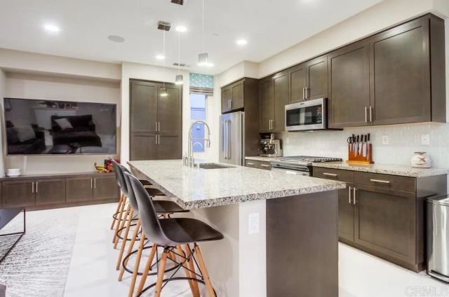 1251 Via Lucero, Oceanside, CA 92056