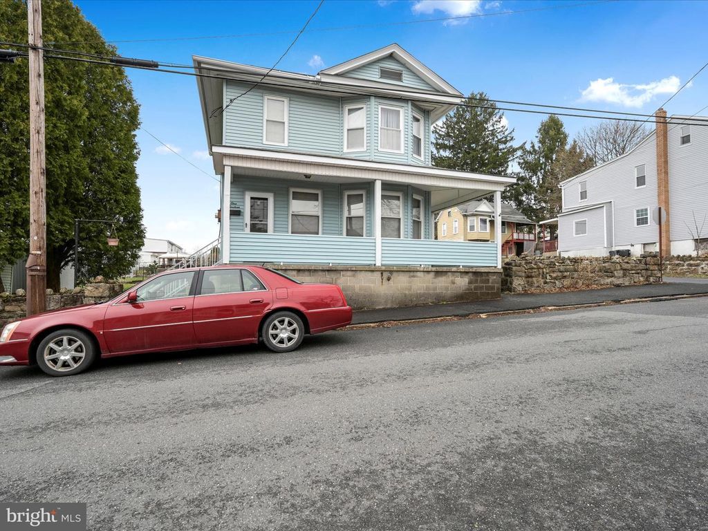 119 E SPRING ST, Frackville, PA 17931