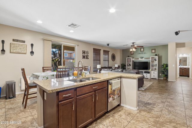 18049 W IVY Lane, Surprise, AZ 85388