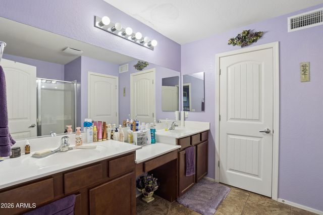 18049 W IVY Lane, Surprise, AZ 85388