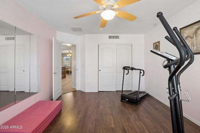 18049 W IVY Lane, Surprise, AZ 85388