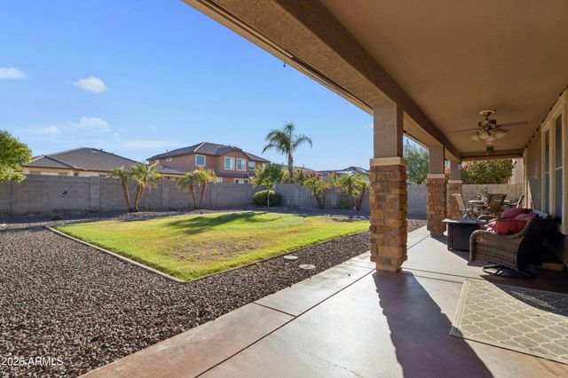 18049 W IVY Lane, Surprise, AZ 85388
