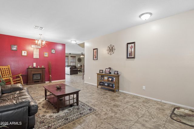 18049 W IVY Lane, Surprise, AZ 85388