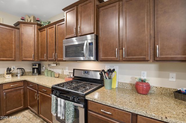 18049 W IVY Lane, Surprise, AZ 85388