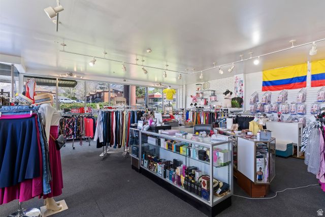 3701 S WASHINGTON BLVD, South Ogden, UT 84403