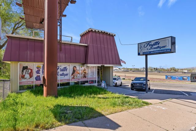 3701 S WASHINGTON BLVD, South Ogden, UT 84403