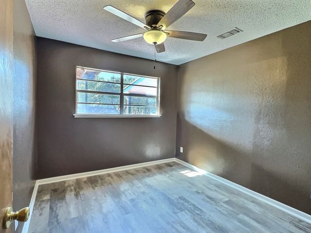 4561 Iroquois Drive, May, TX 76857