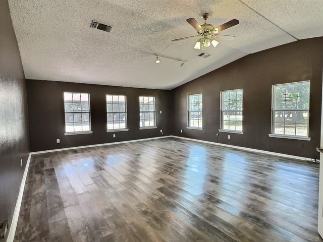 4561 Iroquois Drive, May, TX 76857