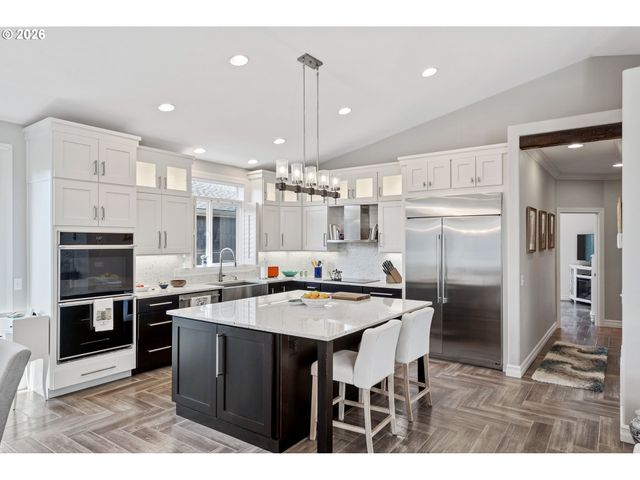 3220 Natalie Way, Bandon, OR 97411