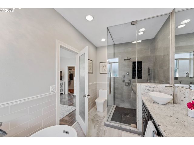 3220 Natalie Way, Bandon, OR 97411