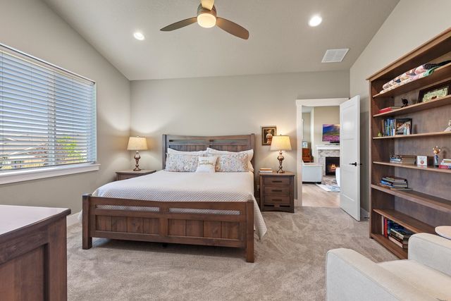 2671 N HETON Ln, Liberty Lake, WA 99019