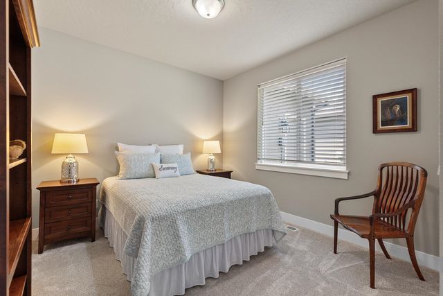 2671 N HETON Ln, Liberty Lake, WA 99019