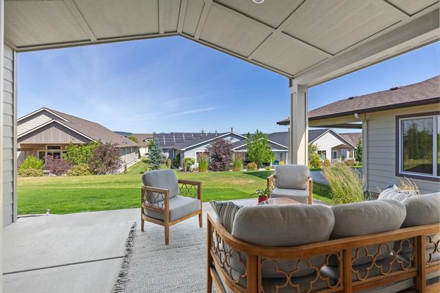 2671 N HETON Ln, Liberty Lake, WA 99019