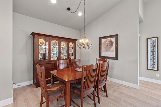 2671 N HETON Ln, Liberty Lake, WA 99019