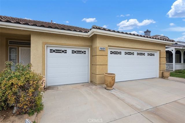 27512 Hopi Springs Court, Corona, CA 92883