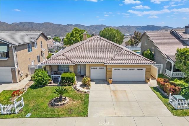 27512 Hopi Springs Court, Corona, CA 92883