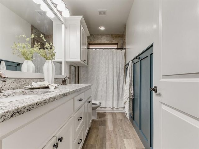 18528 Haslemere Lane, Edmond, OK 73012