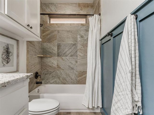 18528 Haslemere Lane, Edmond, OK 73012