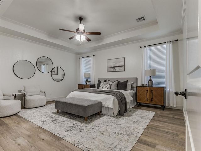 18528 Haslemere Lane, Edmond, OK 73012