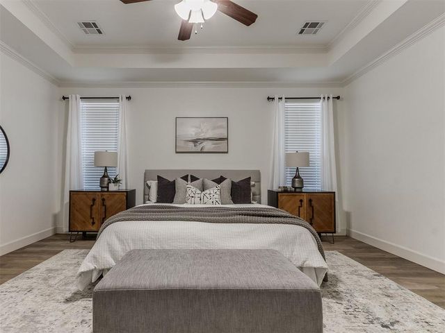 18528 Haslemere Lane, Edmond, OK 73012