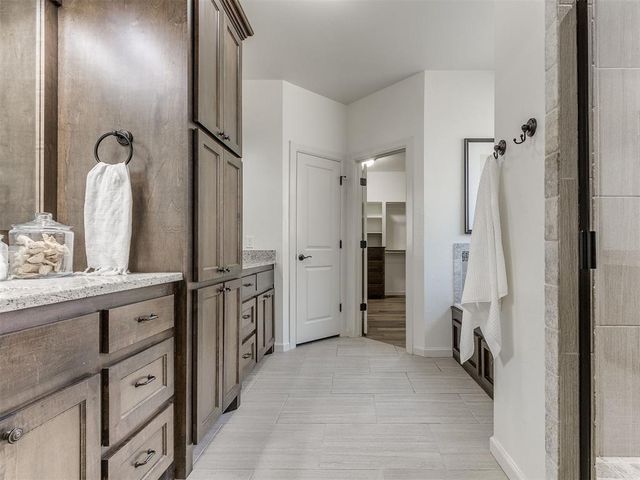 18528 Haslemere Lane, Edmond, OK 73012