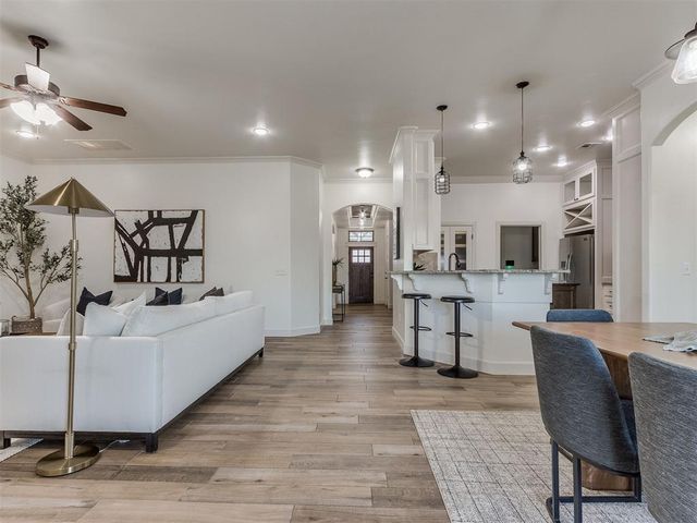 18528 Haslemere Lane, Edmond, OK 73012