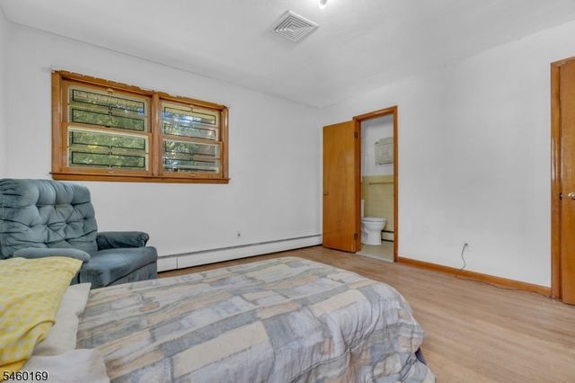 290 Arnold Ave, North Plainfield Boro, NJ 07063