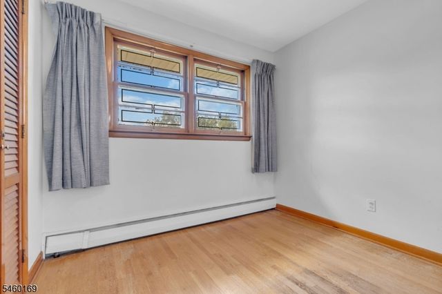 290 Arnold Ave, North Plainfield Boro, NJ 07063