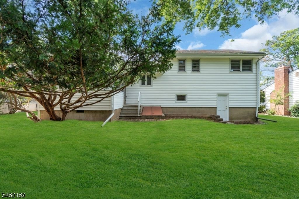 290 Arnold Ave, North Plainfield Boro, NJ 07063 — photo 4