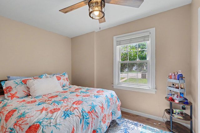 100 Sanders Drive, Florence, KY 41042