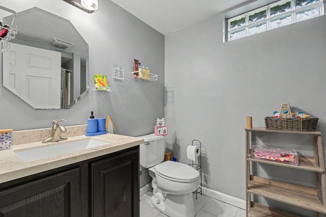 100 Sanders Drive, Florence, KY 41042