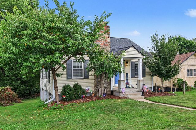 100 Sanders Drive, Florence, KY 41042