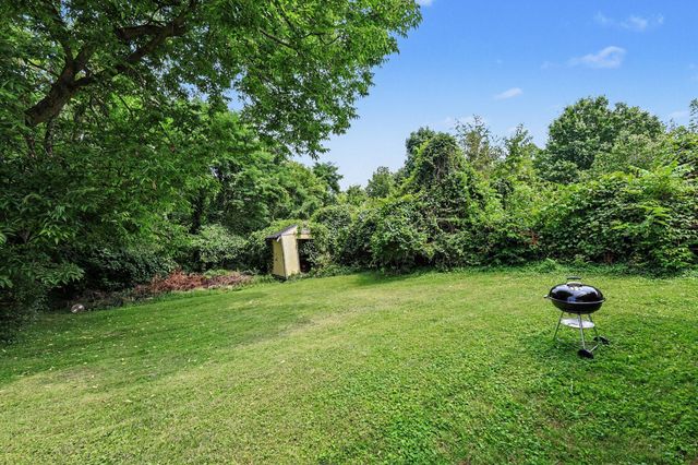 100 Sanders Drive, Florence, KY 41042