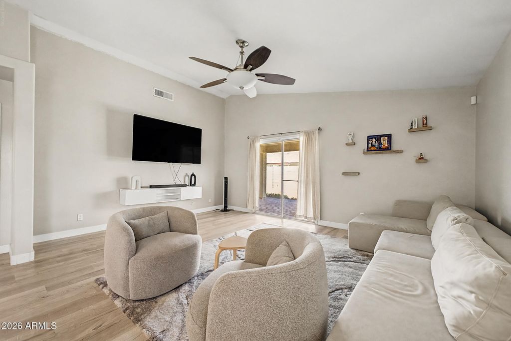 5409 S 28th Drive, Phoenix, AZ 85041 — photo 4