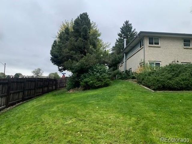 12617 W 6th Place, Lakewood, CO 80401