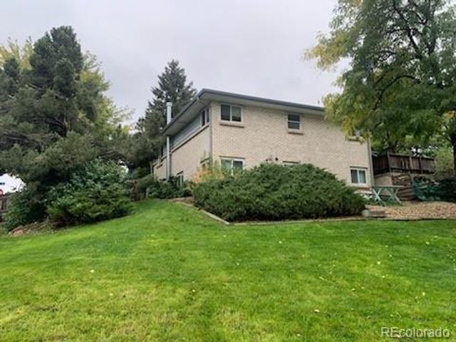 12617 W 6th Place, Lakewood, CO 80401