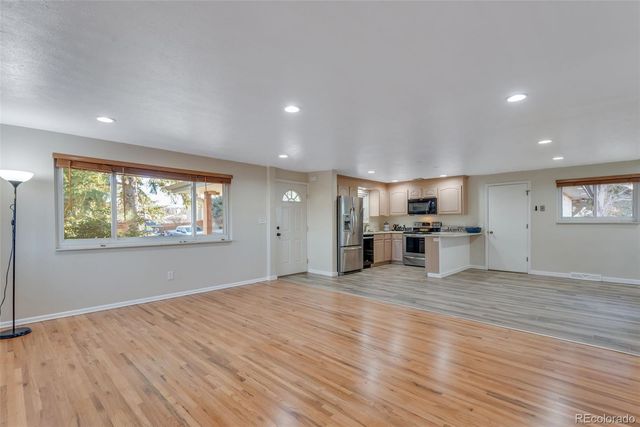 12617 W 6th Place, Lakewood, CO 80401