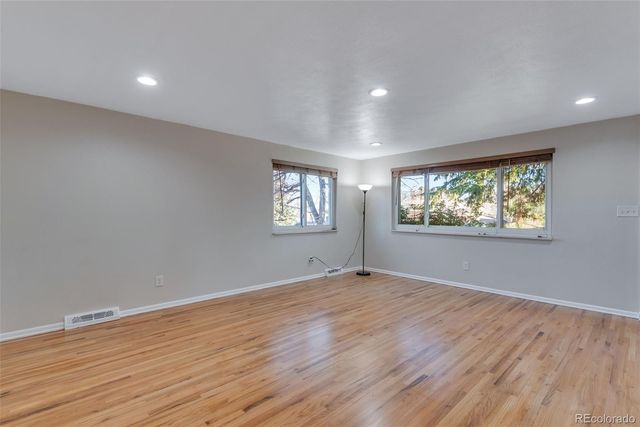 12617 W 6th Place, Lakewood, CO 80401