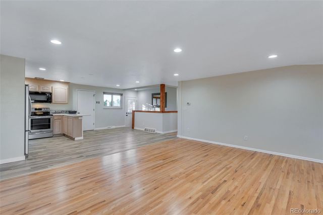 12617 W 6th Place, Lakewood, CO 80401