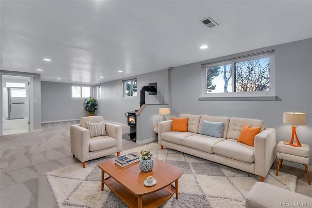 12617 W 6th Place, Lakewood, CO 80401