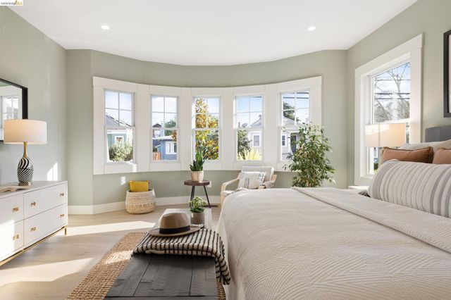 636 56Th St, Oakland, CA 94609