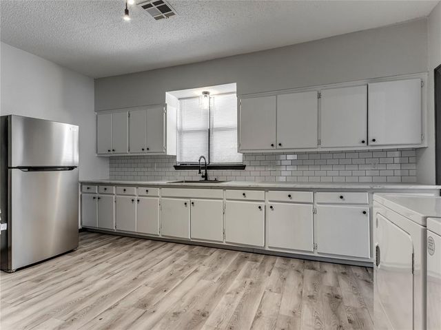 1012 N Beard Avenue, Shawnee, OK 74801