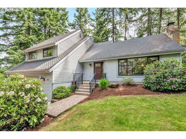 2811 GREENTREE Way, Eugene, OR 97405