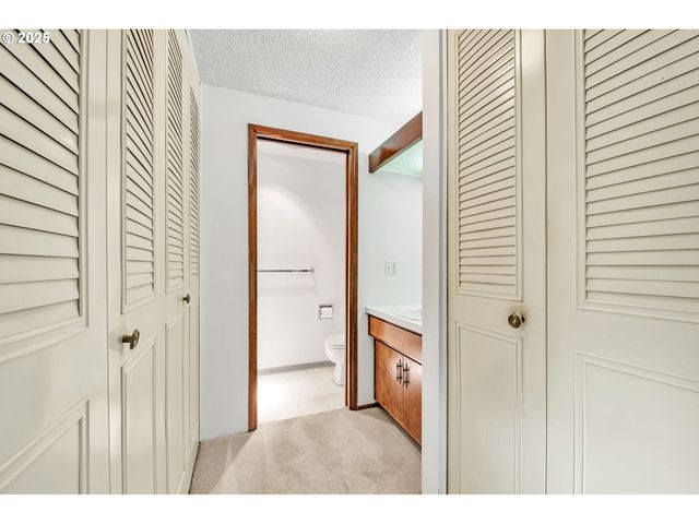 2811 GREENTREE Way, Eugene, OR 97405