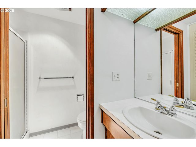 2811 GREENTREE Way, Eugene, OR 97405
