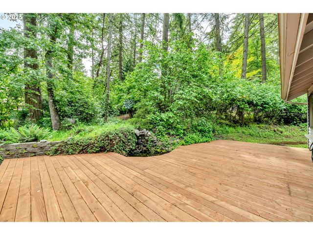 2811 GREENTREE Way, Eugene, OR 97405