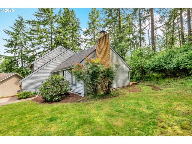2811 GREENTREE Way, Eugene, OR 97405
