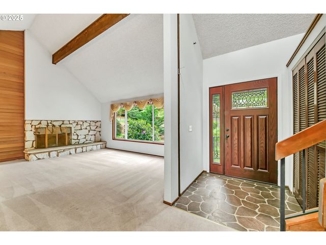 2811 GREENTREE Way, Eugene, OR 97405