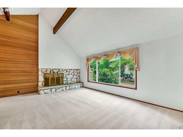 2811 GREENTREE Way, Eugene, OR 97405